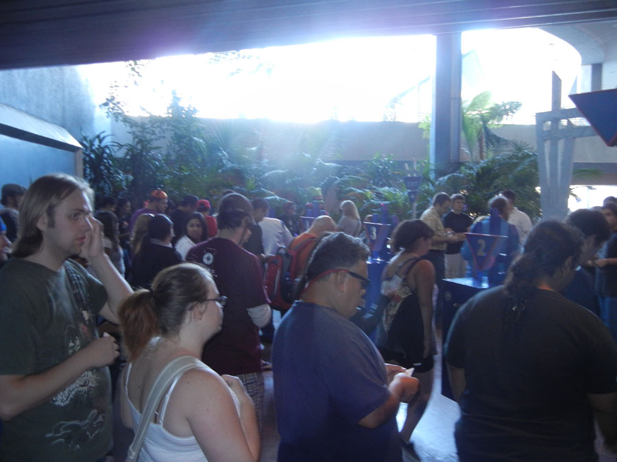 Disneyland Space Mountain Fastpass Distribution